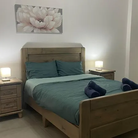 Micros Flat 0 Apartmán
